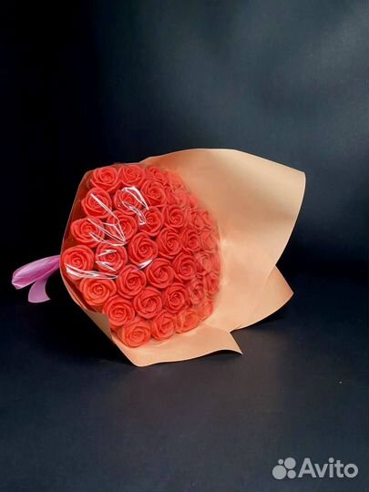 Розы из Белого Шоколада - 37 шт в Букете