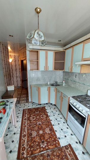 4-к. квартира, 86 м², 1/10 эт.