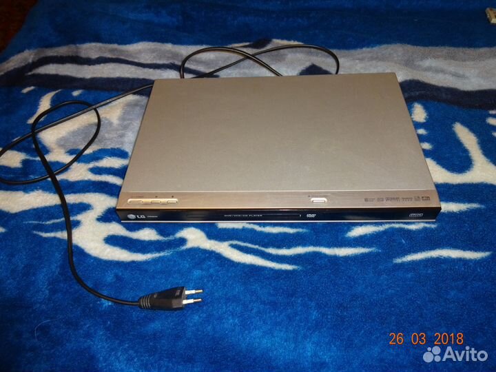 DVD-плеер LG DS563X