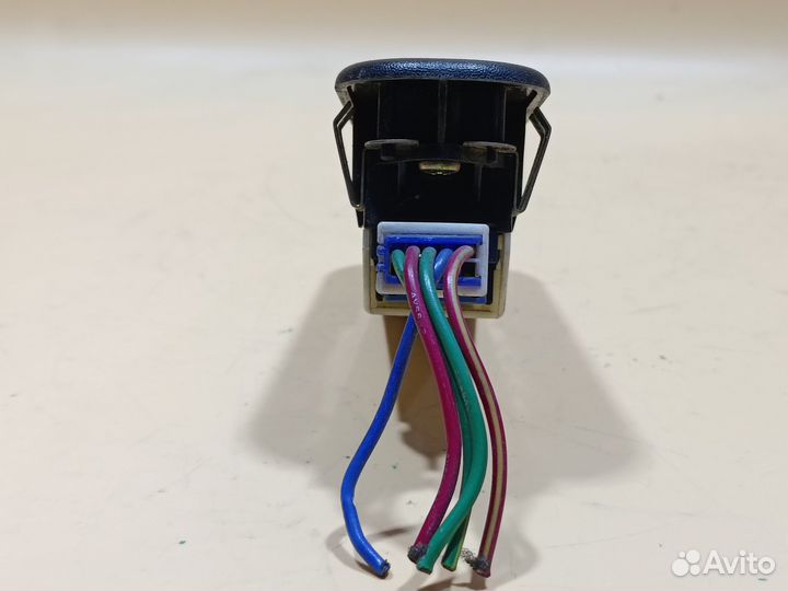 Кнопка стеклоподъёмника для Mitsubishi L200