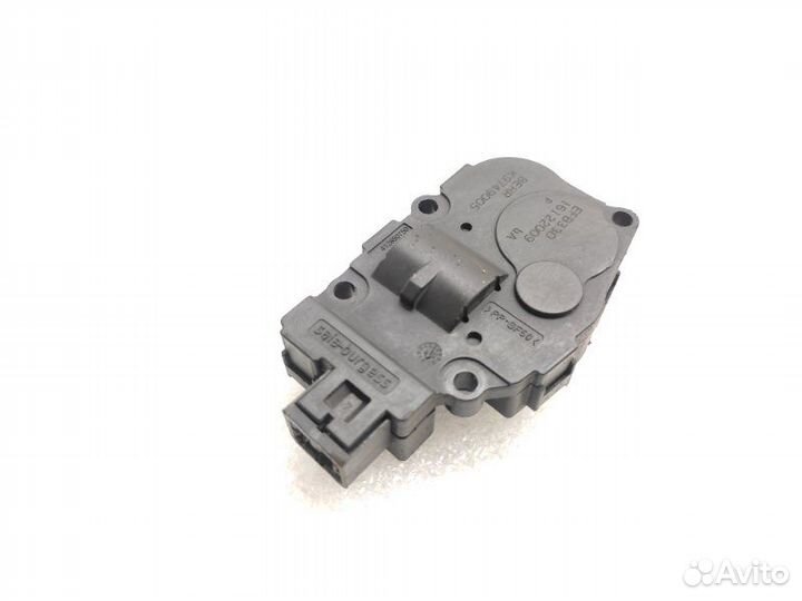 Сервопривод заслонок печки Mercedes-Benz C-Class