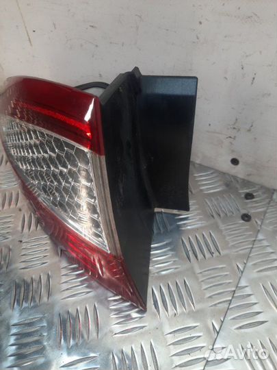 Фонарь задний левый Ford Mondeo хэтчбэк 5 дв. 2.0