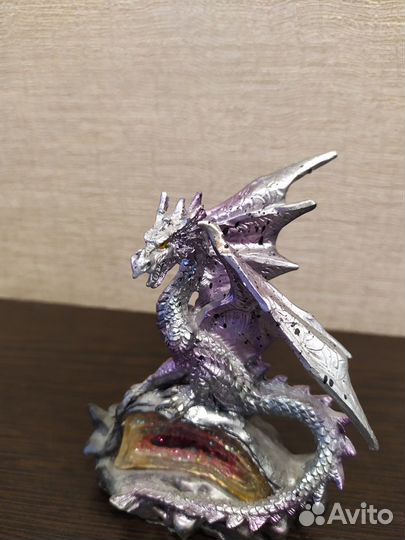 Фигурки декоративные