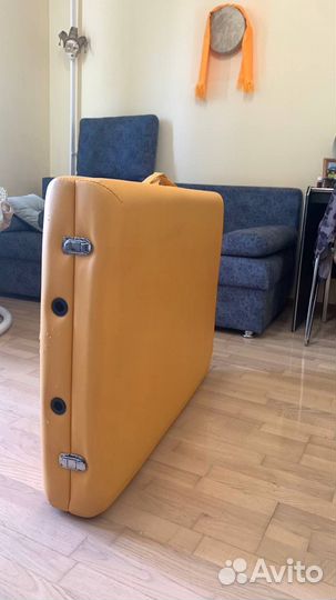 Массажный стол