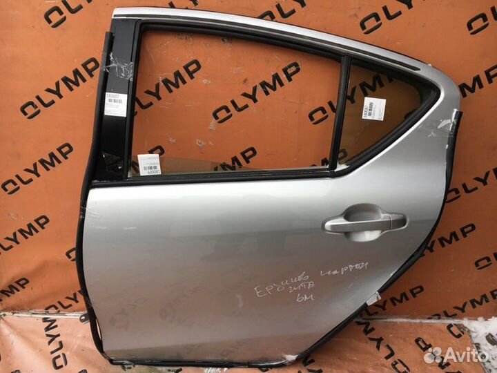 Дверь задняя левая Toyota Aqua NHP10 1NZ-FXE