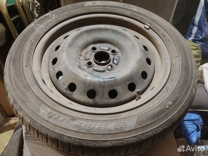Yokohama BluEarth AE01 195/55 R16