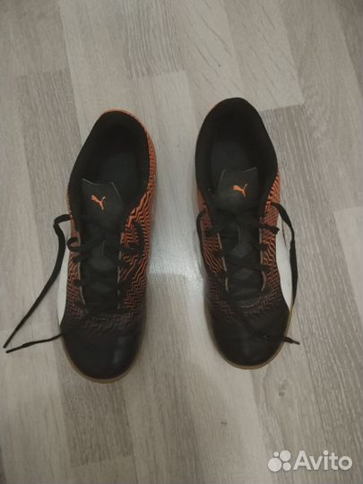 Кроссовки для футзала