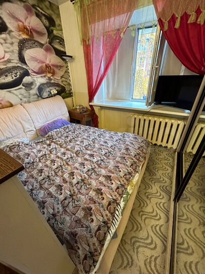 Комната 20 м² в 4-к., 3/5 эт.