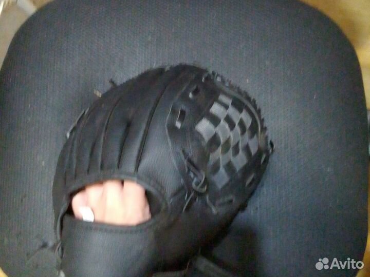 Бейсбольная перчатка-ловушка