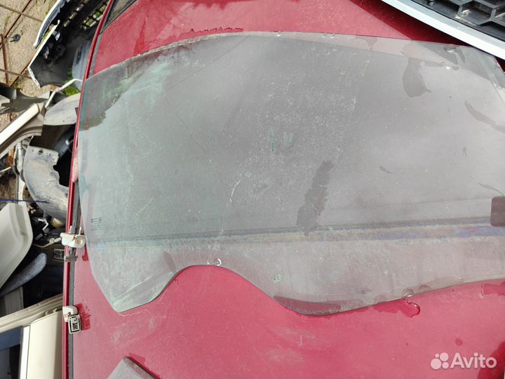 Chevrolet Cruze стекло двери передней правой