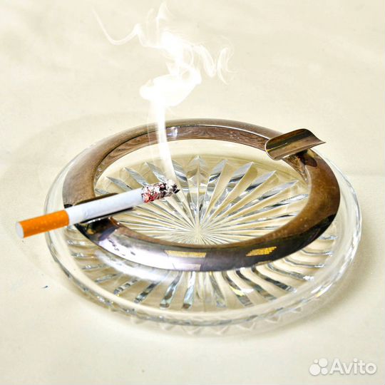 Хрустальная пепельница