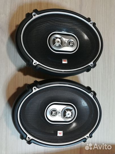 Колонки JBL