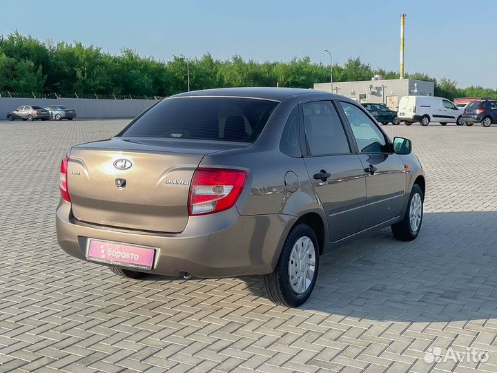LADA Granta, 2015