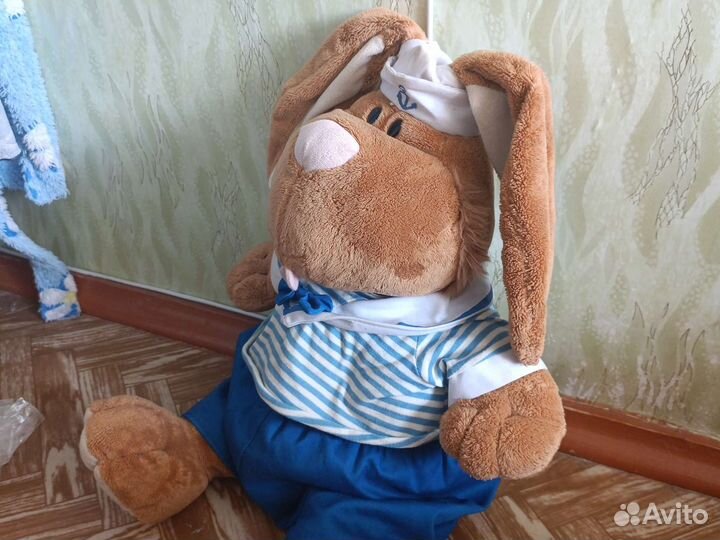Плюшевый заяц