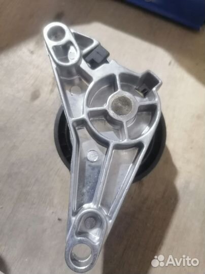 Ролик натяжной ремня грм Daewoo Espero