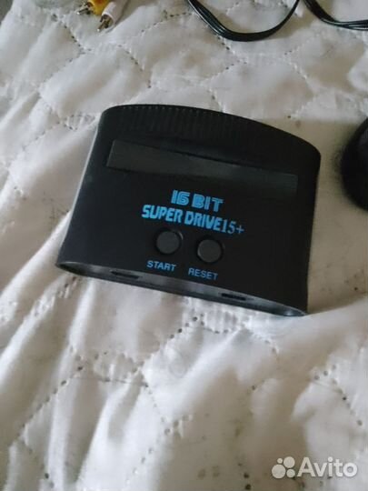 Игровая приставка sega