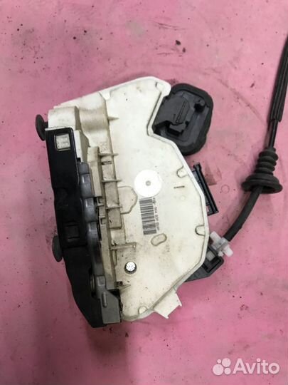 Дверной замок передней двери на фольксваген гольф