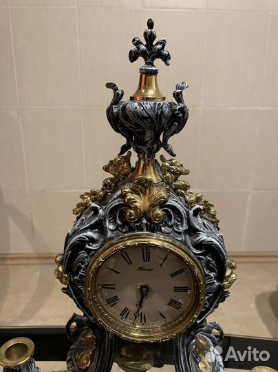 Часы каминные бронза с подсвечниками Mozer