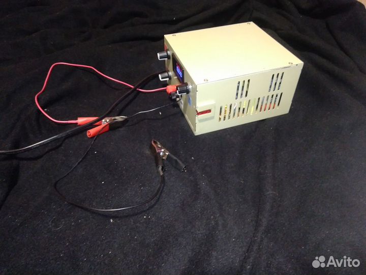 Блок питания регулируемый 0-25V 9A с защитой от кз