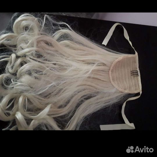 Хвост на заколке