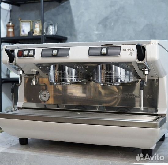 Кофемашина Nuova Simonelli Appia life 2gr s