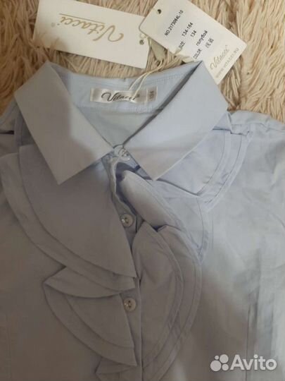 Блузка рубашка для школы р.134 голубая новая