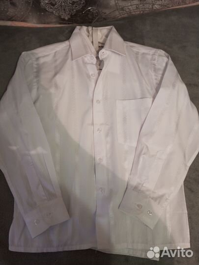 Белые рубашки кор и длин рукав