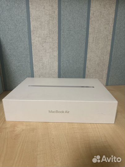 Macbook air 13 2020 m1 8gb 256