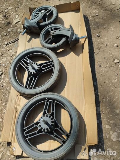 Колеса для детской коляски