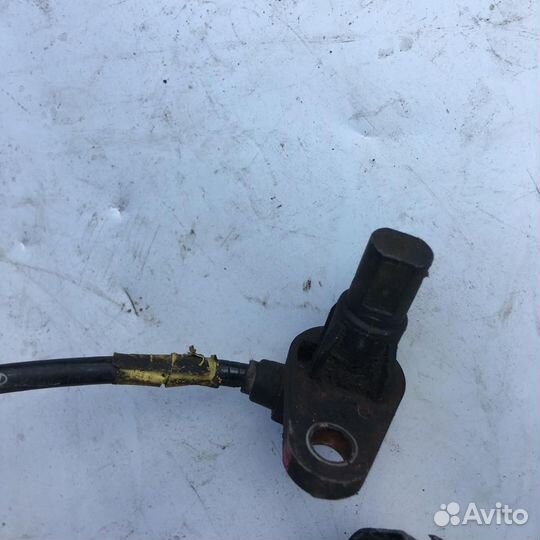 Датчик ABS передний правый Киа рио 2