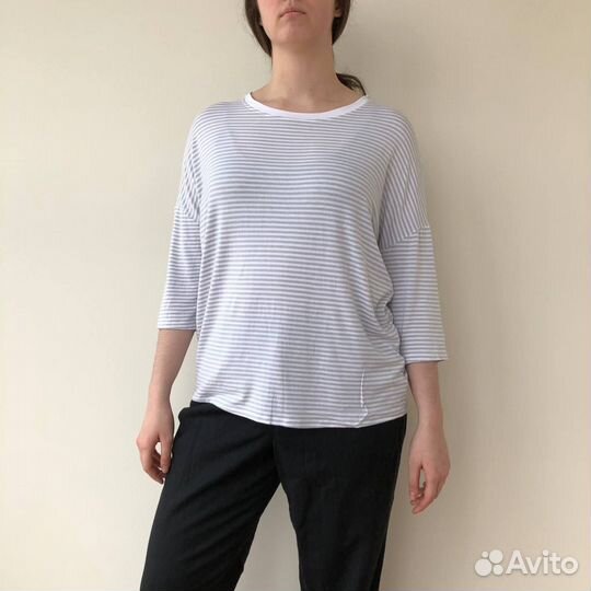 Кофточка легкая