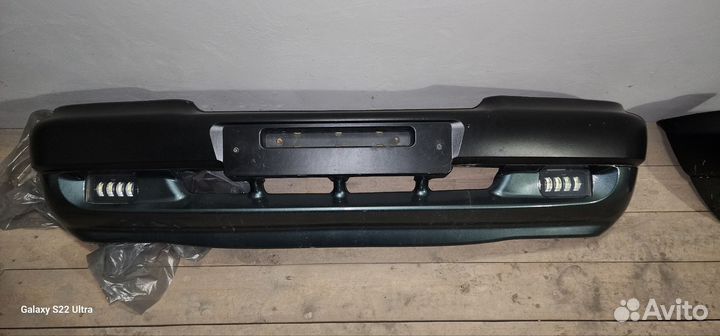 Бампер передний