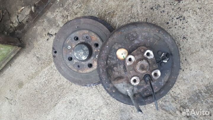 Ступичний узел 