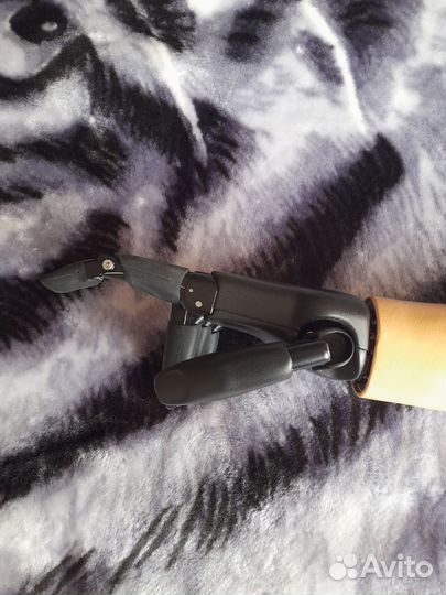 Бионический протез на правую руку