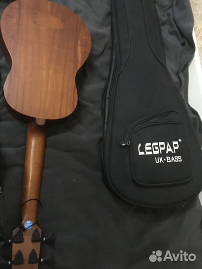 Укулеле-бас Legpap U-bass