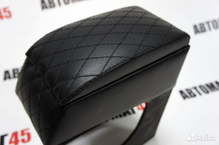 Подлокотник Ваз 2110 Ваз 2111 Ваз 2112 черный ромб