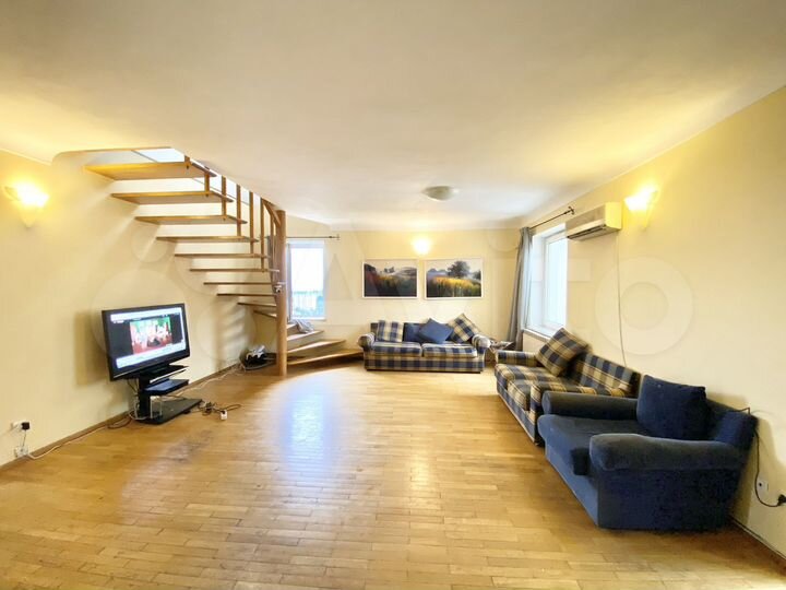 3-к. квартира, 155 м², 10/11 эт.