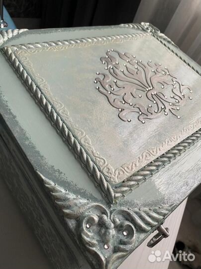 Сундук декоративный