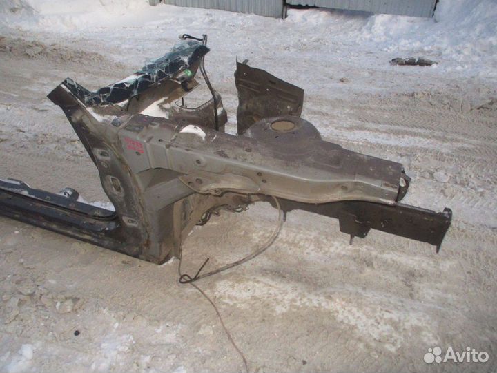 Лонжерон передний правый Infiniti FX (S50)