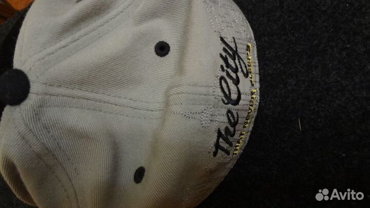 Фирменная бейсболка Adidas