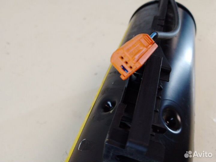 Подушка безопасности пассажирская (в торпедо)