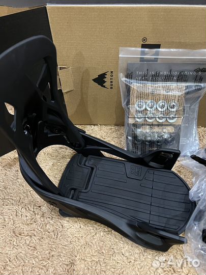 Крепления для сноуборда Burton Step On