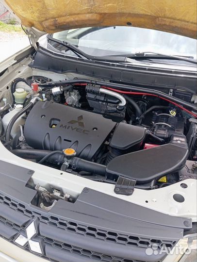 Mitsubishi Outlander 2.4 CVT, 2008, 300 000 км