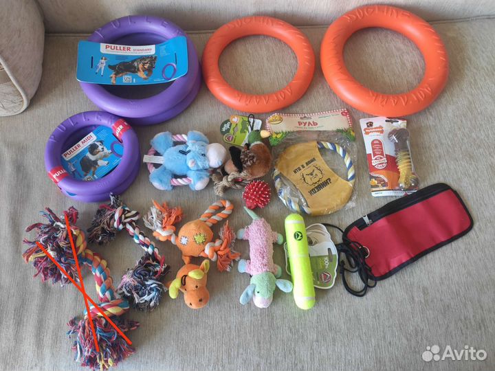 Пуллеры, игрушки, поводки, ошейники для собак