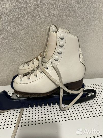 Коньки фигурные Wifa