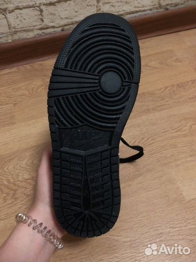 Кроссовки nike