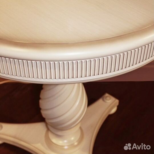 Стол кофейный 