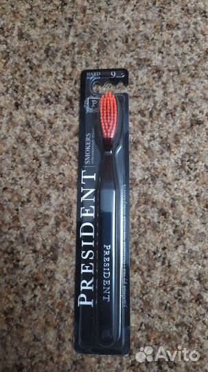 Зубная щетка President жесткая