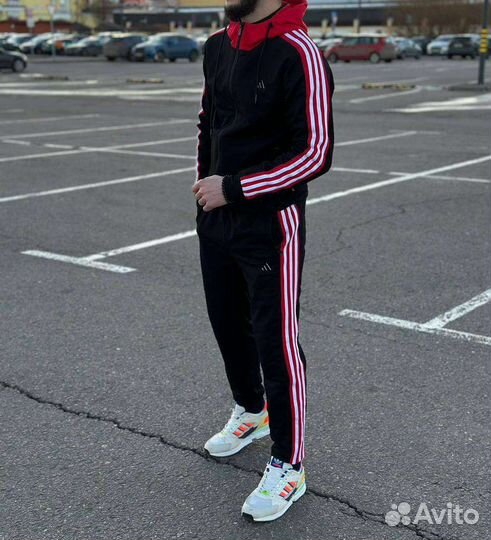 Спортивный костюм новый