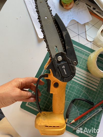 Аккумуляторная пила